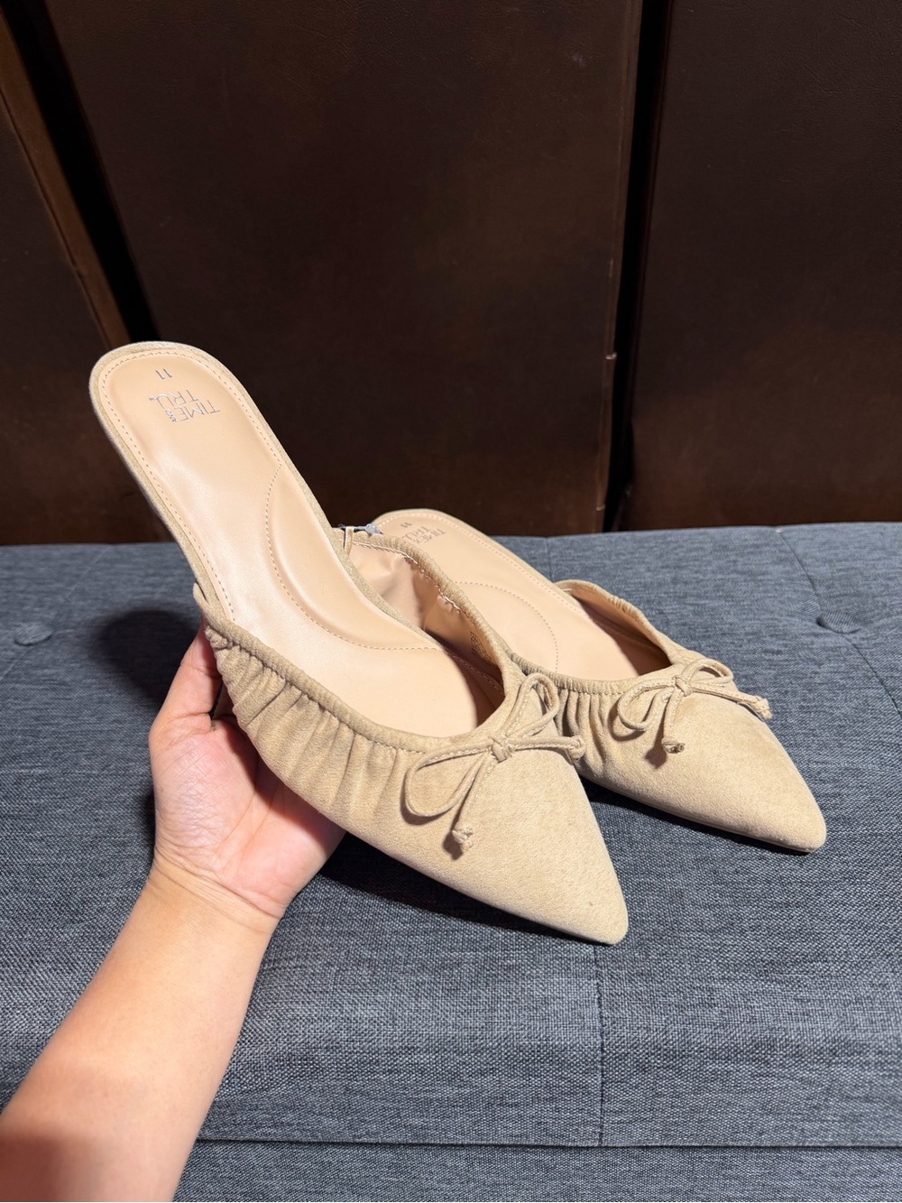 NWT Time and Tru Women's Faux Suede Kitten Heel Mules Beige Tan Size 11